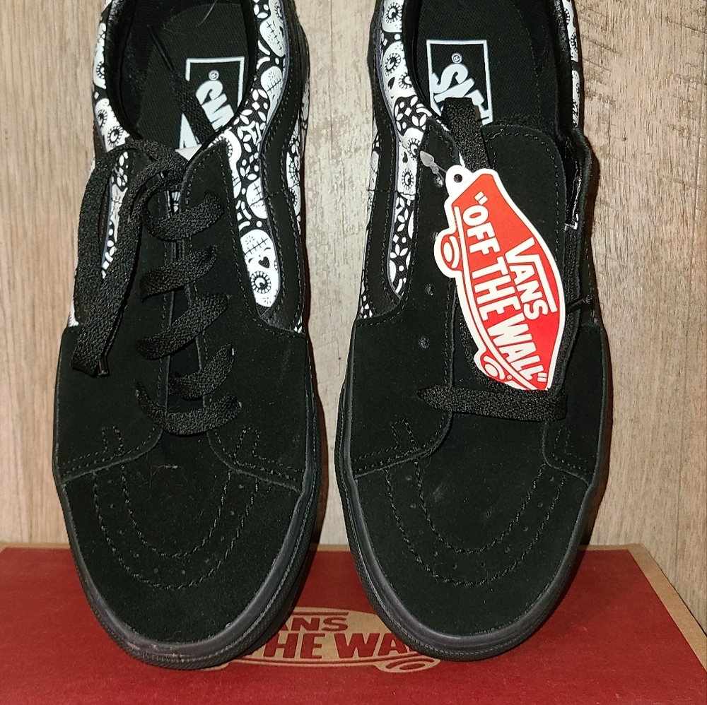 Vans Day of the dead collection